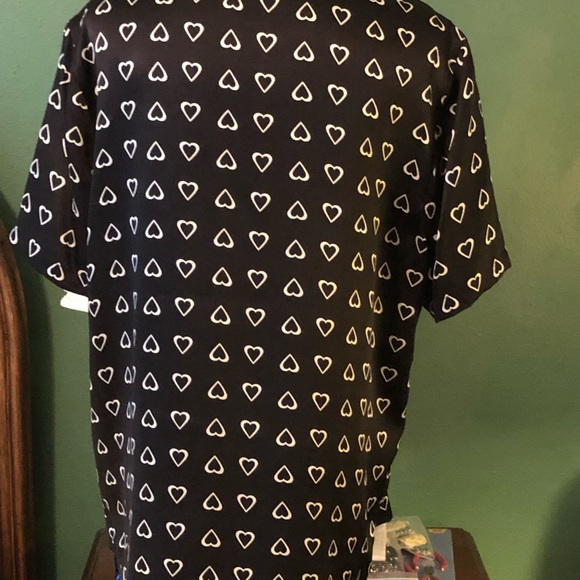 Neiman Marcus Black with White Hearts Short Sleeves T-Shirt Style Silk Blouse - Picture 5 of 8
